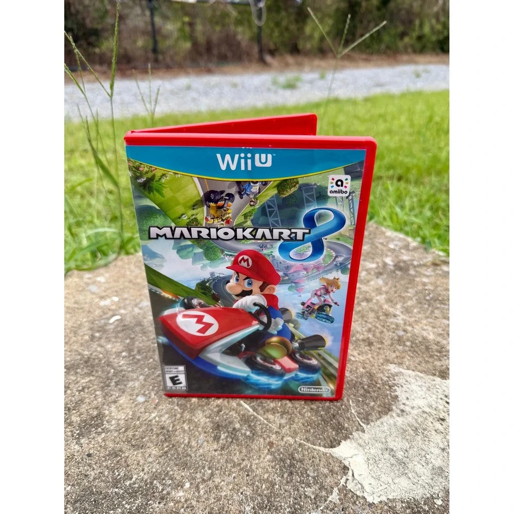 Mario Kart 8 Nintendo Wii U Video Game Racing Red Case USA-Tested